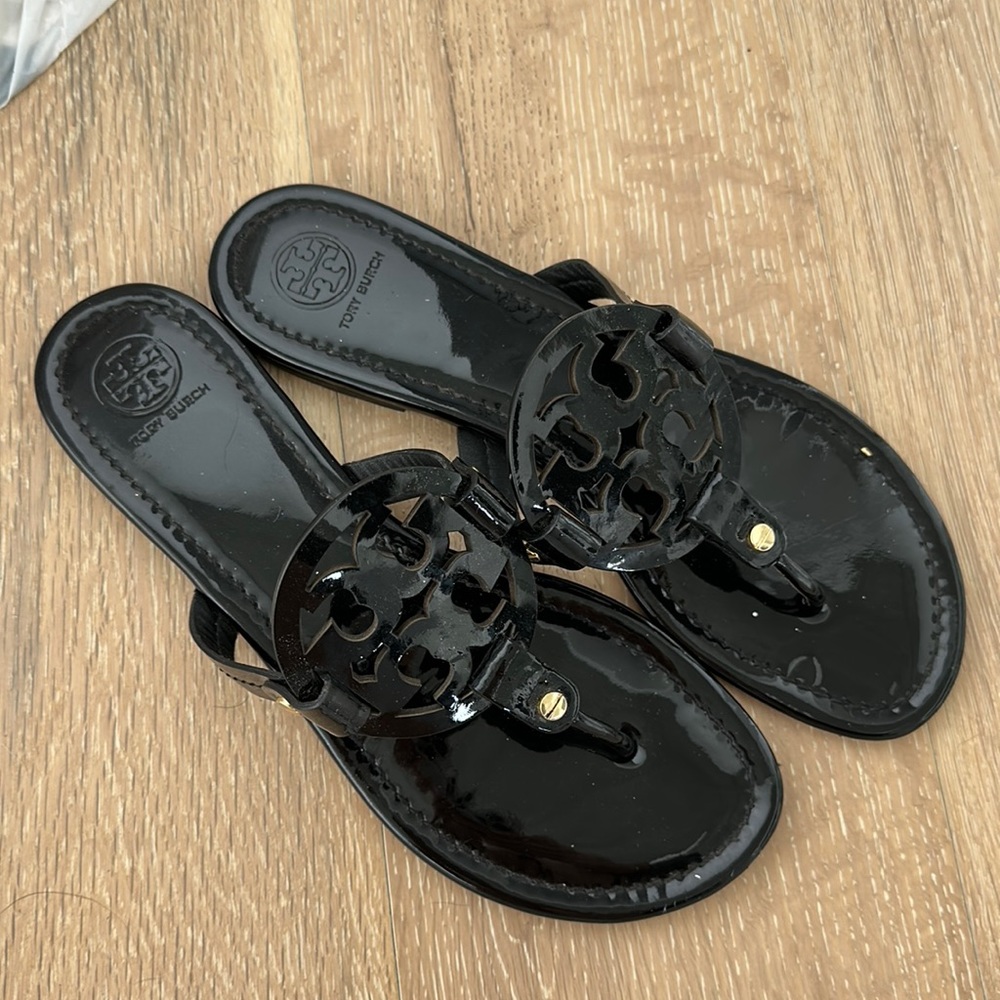 LIKE NEW Tory Burch Miller Patent Leather Sandal